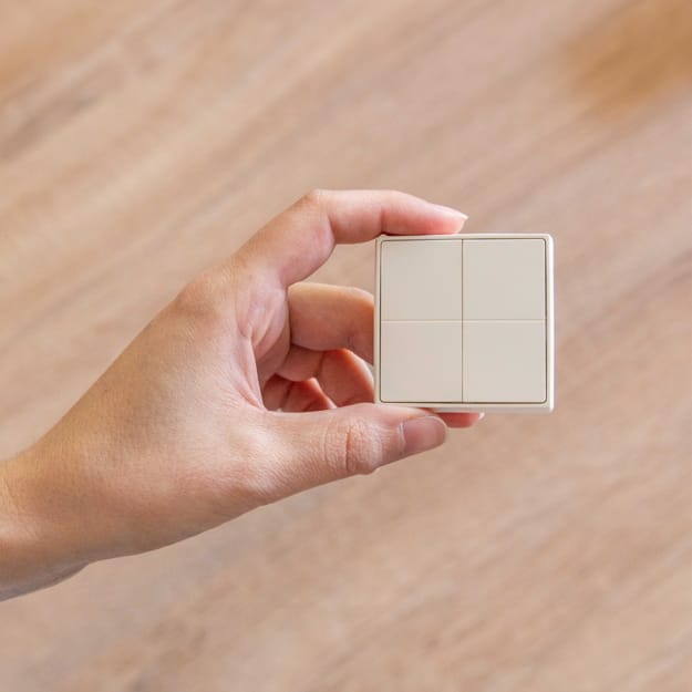 Shelly BLU Wall Switch 4 & Legrand Stand Alone Adapter (04)